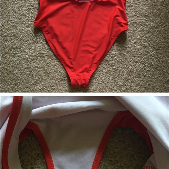 🍍SALE🍍Misguided One Piece Swimsuit - Picture 4 of 4